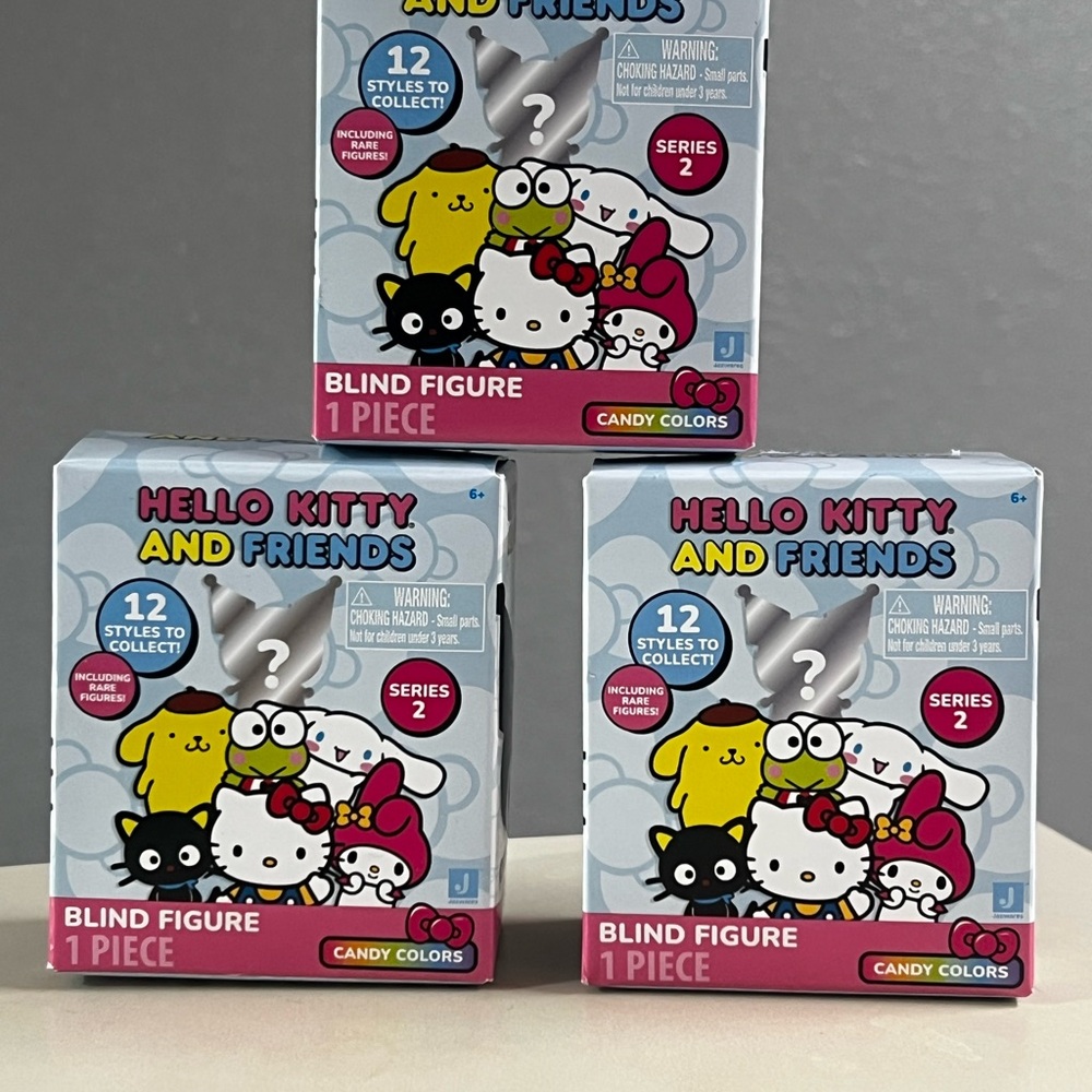 Hello Kitty Blue and Red Action Figures Playset